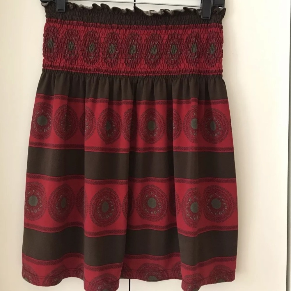BCBG XS S strapless blouse